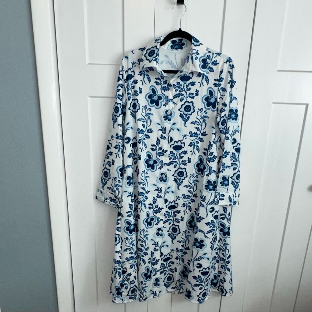 Chic Blue Floral Long Sleeve Dress - Medium